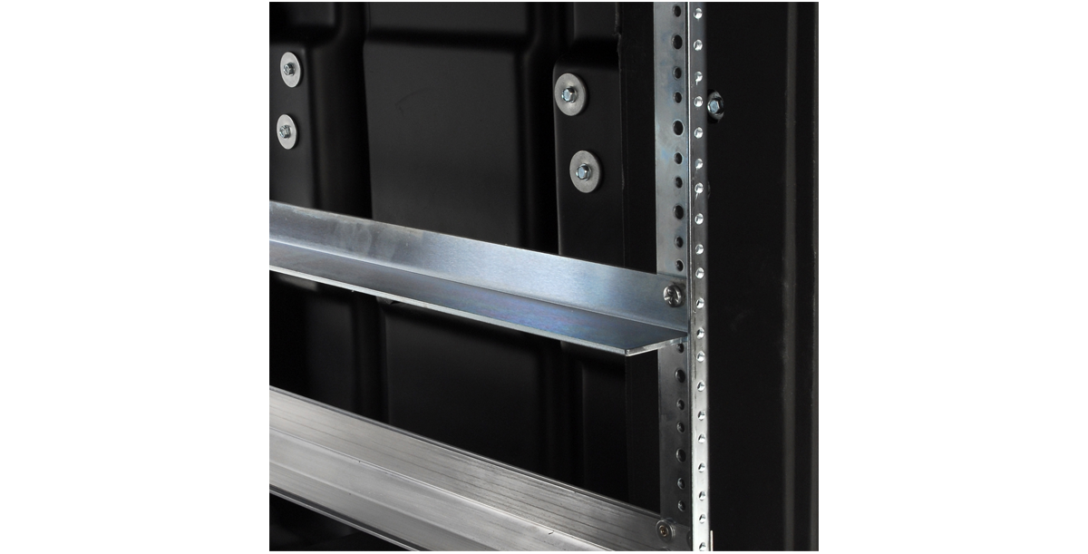 SKB 3SKB-SR30 Support rails - stl. zinc plated - Fits only on 30