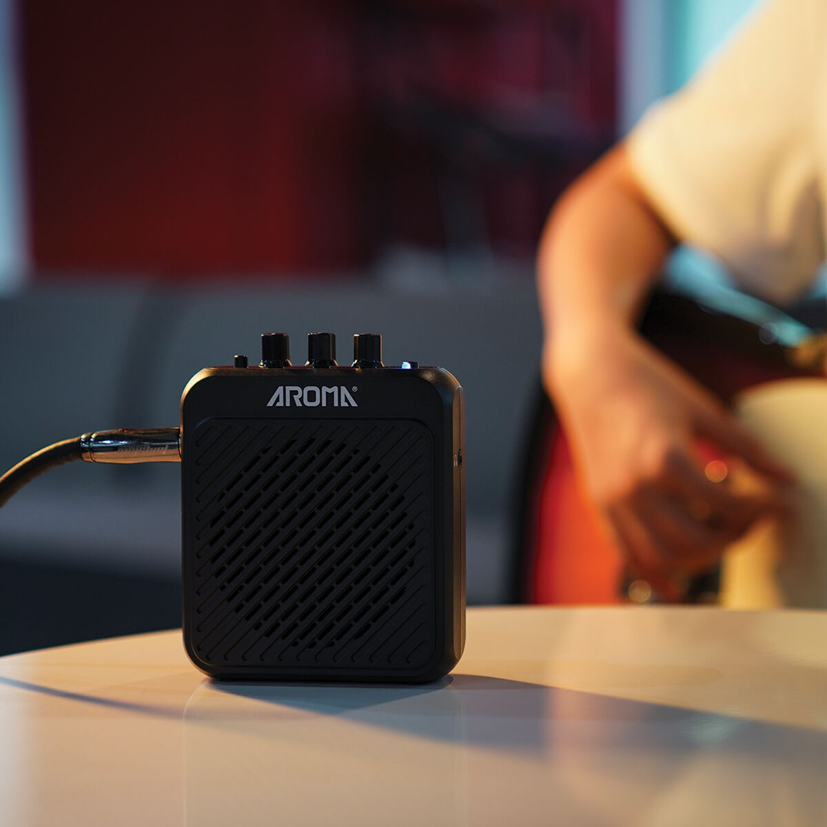 Aroma 3W Electric Guitar Belt-Clip Amplifier [AG-03N]
