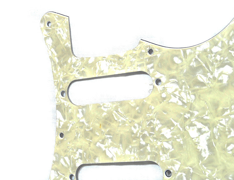 Gotoh 3-Ply ST-Style 3SC Electric Guitar Pickguard in White Pearl (Pk-1)