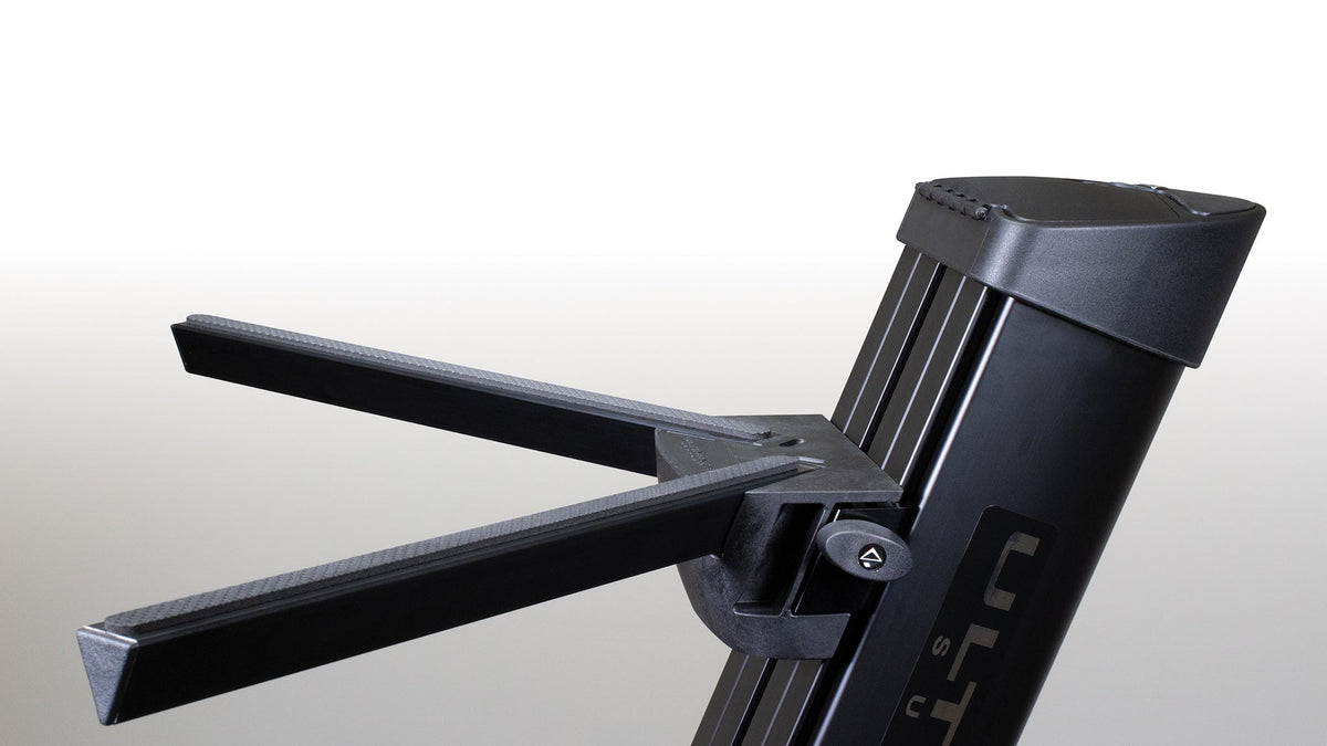 Ultimate Support AX-48 PRO APEX Series AX-48 Pro Column Keyboard Stand - Black
