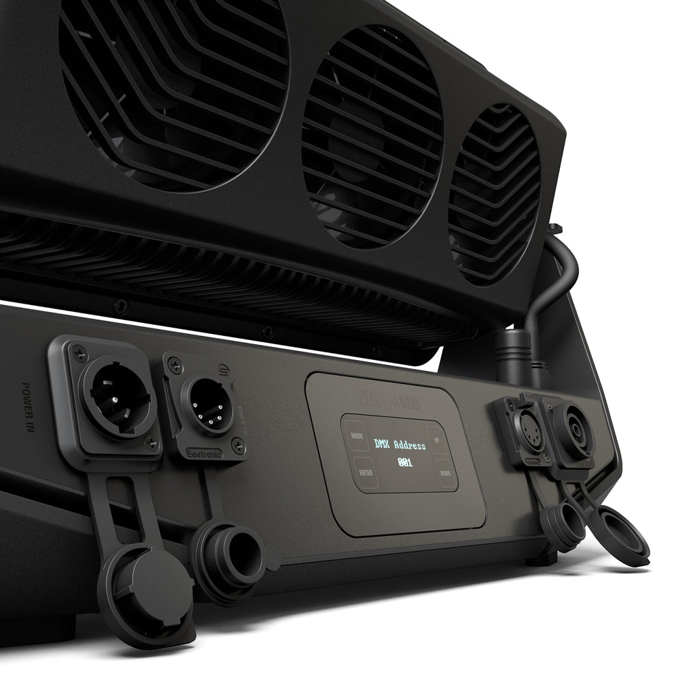 Cameo Zenit W600 IP Rated LED Wash Light