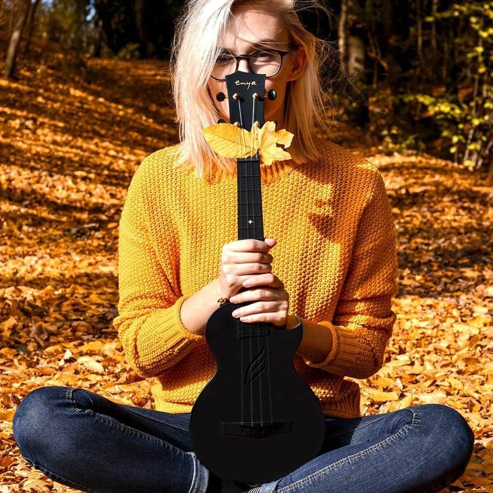 Enya Nova U Carbon Concert Ukulele - Black