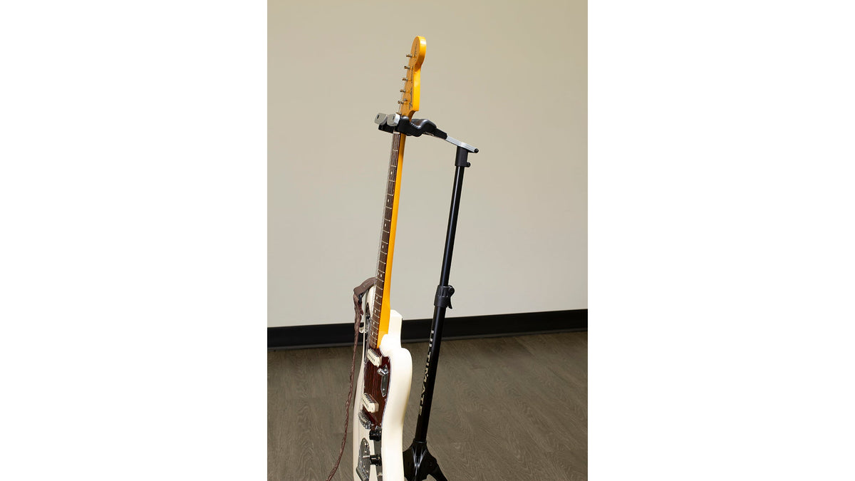 Ultimate Support GS-1000 Pro+ GS-1000 Pro+ Genesis Series Plus guitar stand w/ Locking legs, Self-Closing Yoke Security Gate