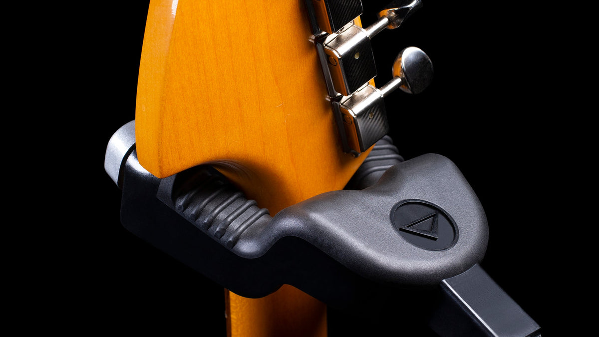Ultimate Support GS-1000 Pro+ GS-1000 Pro+ Genesis Series Plus guitar stand w/ Locking legs, Self-Closing Yoke Security Gate