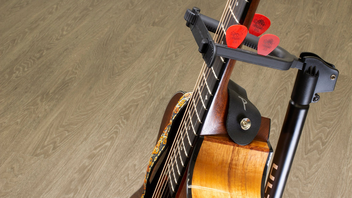 Ultimate Support GS-200+ GS-200+ Genesis Series Plus guitar stand w/ Locking legs, Secure headstock yoke, support arms