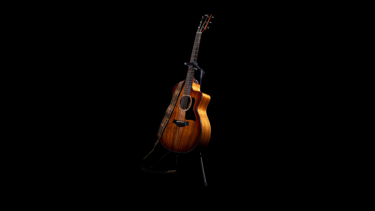 Ultimate Support GS-200+ GS-200+ Genesis Series Plus guitar stand w/ Locking legs, Secure headstock yoke, support arms