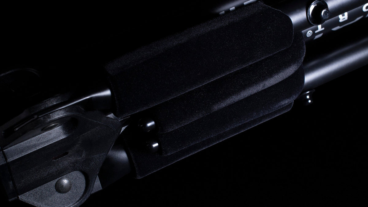 Ultimate Support GS-200+ GS-200+ Genesis Series Plus guitar stand w/ Locking legs, Secure headstock yoke, support arms