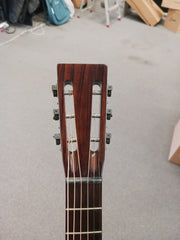 Martin Authentic 1931 OO17 Replica ( *used* Like new)