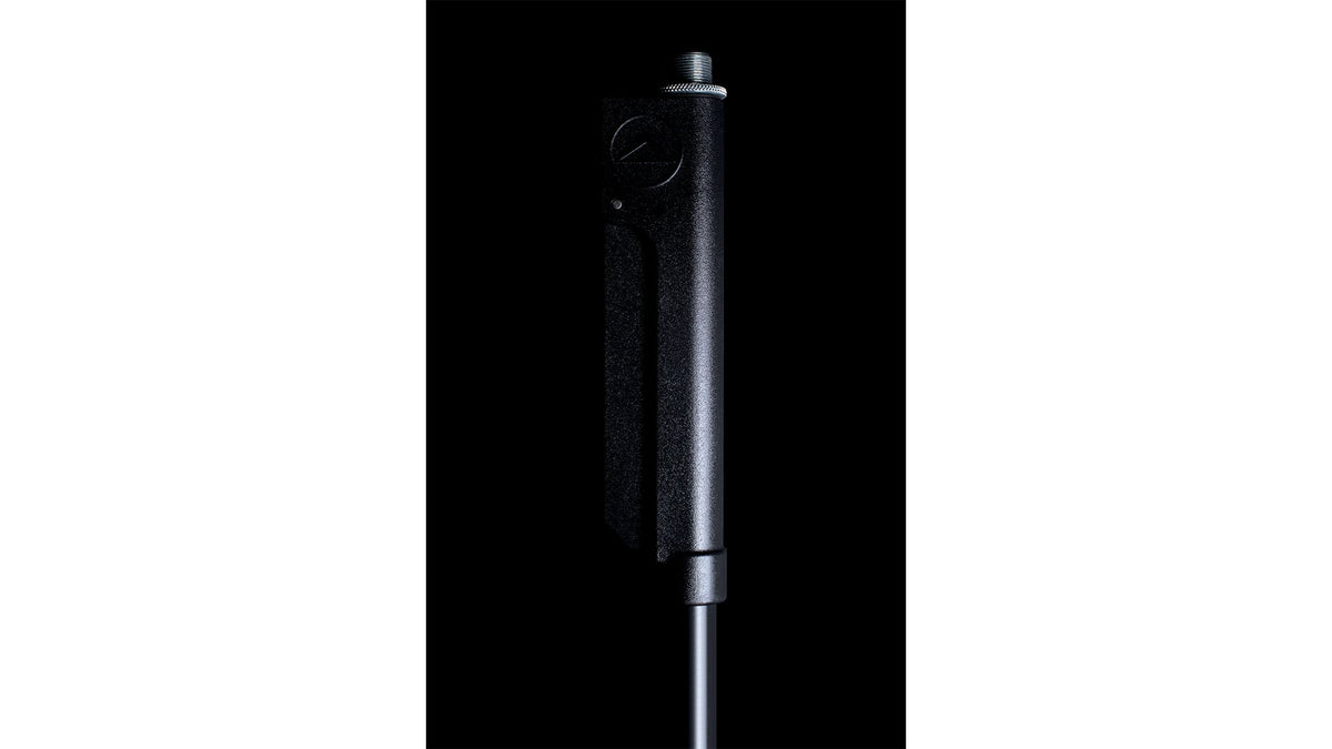 Ultimate Support MC-77B One-hand, stackable base, standard height, (replaces LIVE-SB, compatible with MC-97)