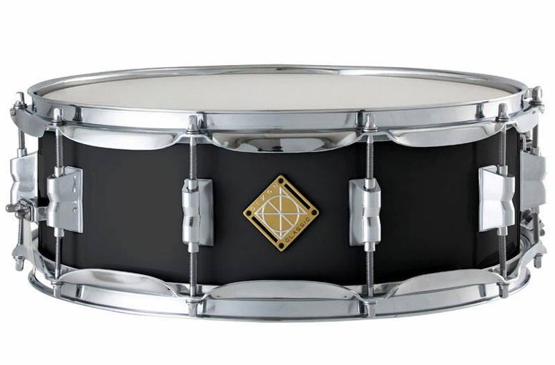 Dixon Classic Series Wood Snare Drum in Black (14 x 5")