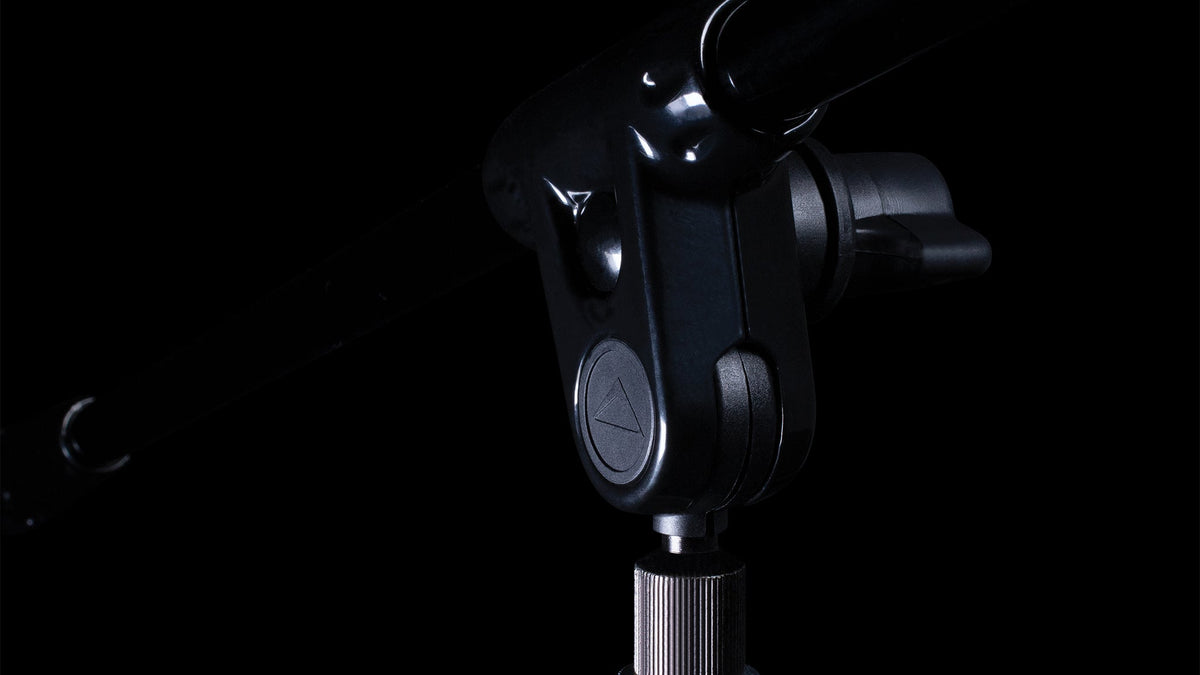Ultimate Support PRO-R-T-SHORT-F Package - tripod base/fixed boom, short height, .875
