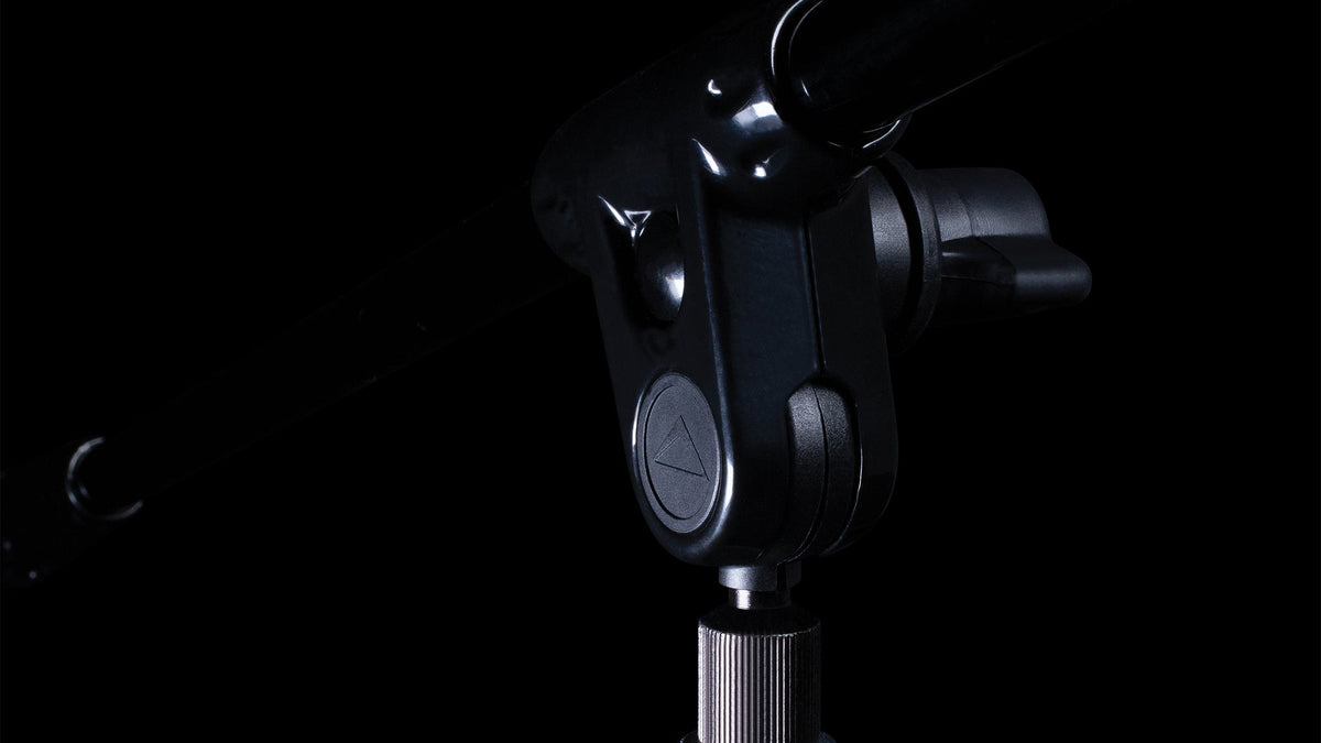 Ultimate Support PRO-R-T-F Package - tripod base/fixed boom, standard height, .875