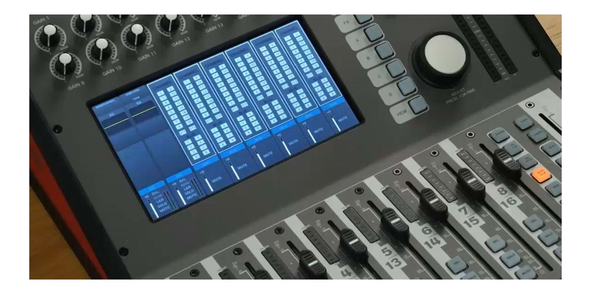SoundKing DX20 Digital Mixer with Multi-track USB Audio Interface