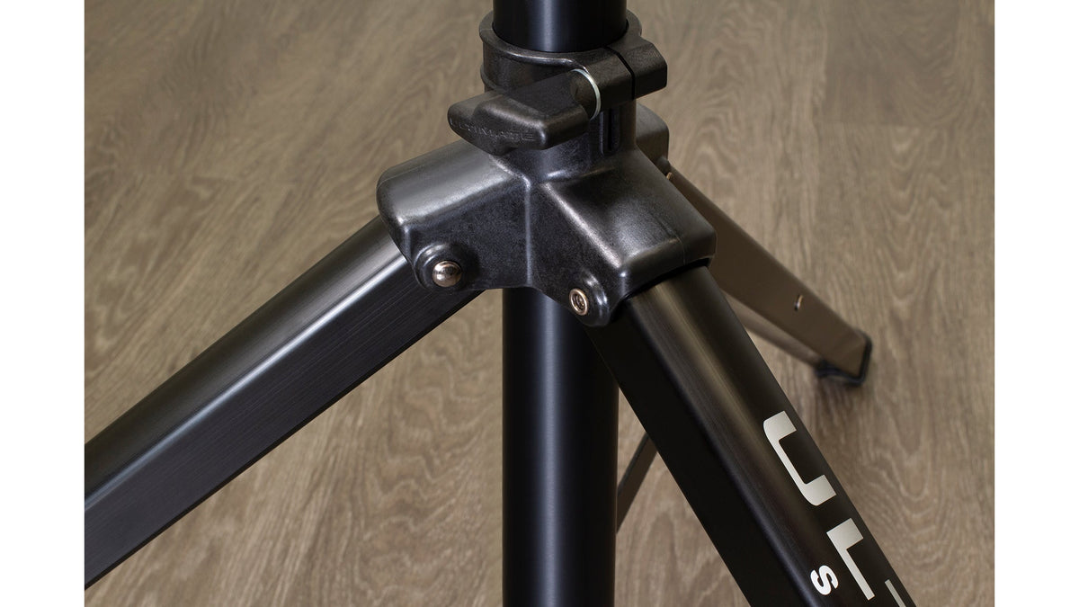 Ultimate Support TS-70 Classic Speaker Stand