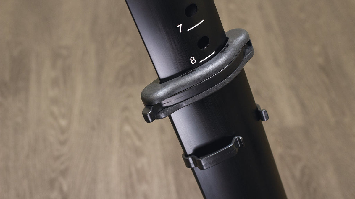 Ultimate Support VS-88B VS-88B V-Stand Pro