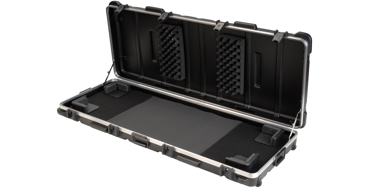 SKB 1SKB-5820W 88-Note Vacuum-formed Keyboard Case w/wheels TSA Locking trigger latch - 58.25