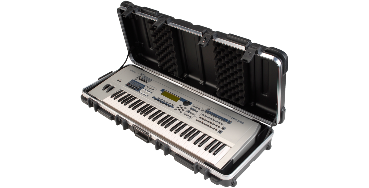 SKB 1SKB-4214W 61-Note Vacuum-formed Keyboard Case w/wheels TSA Locking trigger latch - 42.75