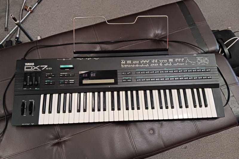 Yamaha DX7II-D Digital FM Synthesizer with Cartridge – Excellent Condition *used*