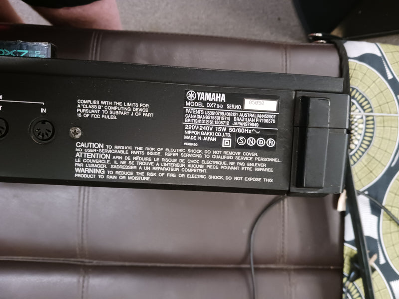 Yamaha DX7II-D Digital FM Synthesizer with Cartridge – Excellent Condition *used*