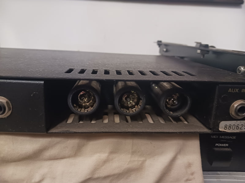 Perfect Connection BP-1000 Tube Bass Preamp – Rare Lee Jackson All-Tube Unit *used