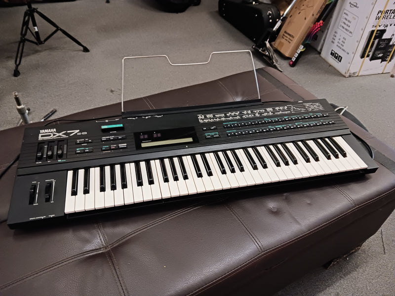 Yamaha DX7II-D Digital FM Synthesizer with Cartridge – Excellent Condition *used*