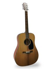 Eastman Dreadnaught Solid Top & Sapele Back and Sides